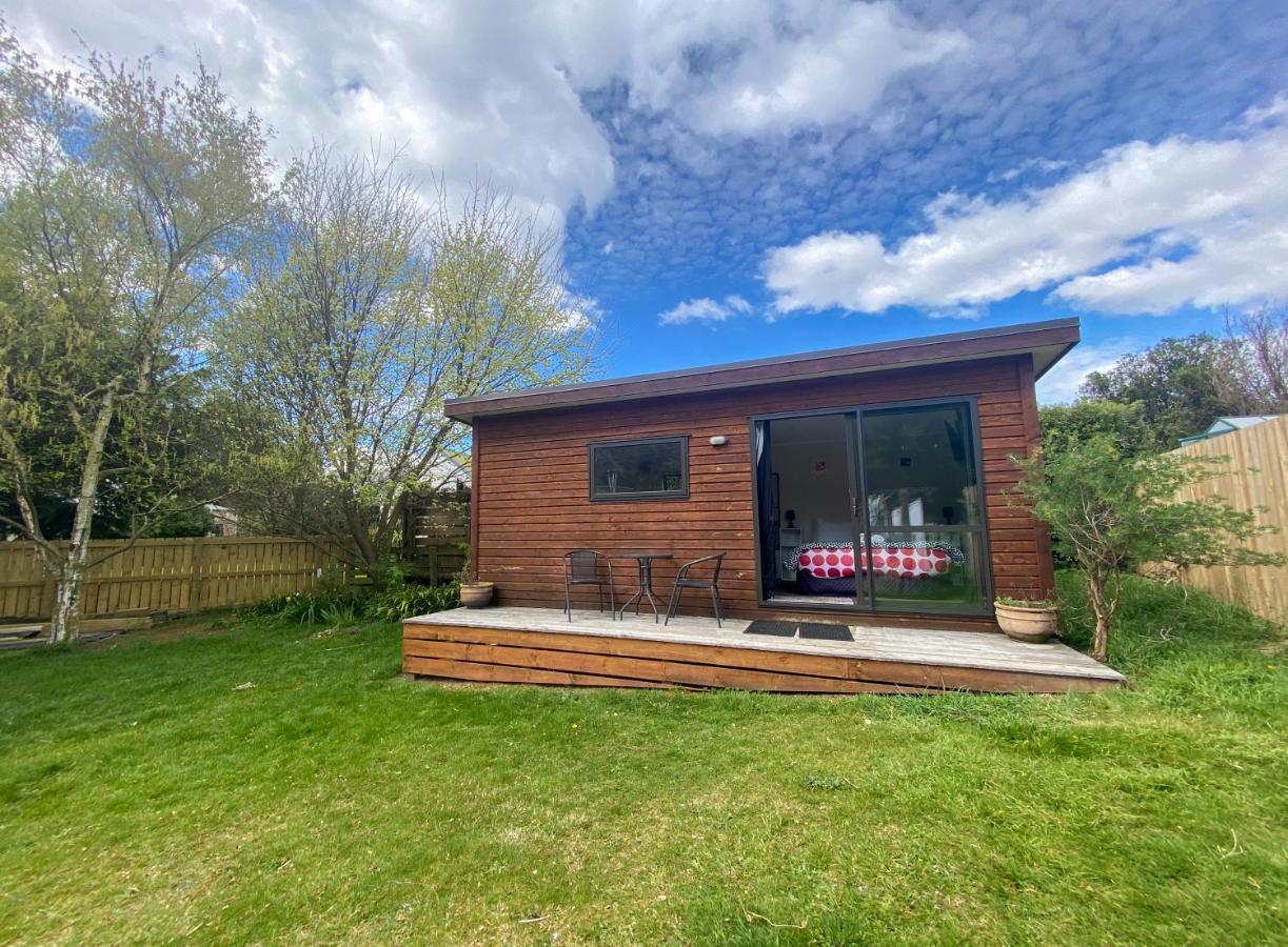 Lake Hawea Cabin With Mountain Views- Outdoor Bath! Esterno foto